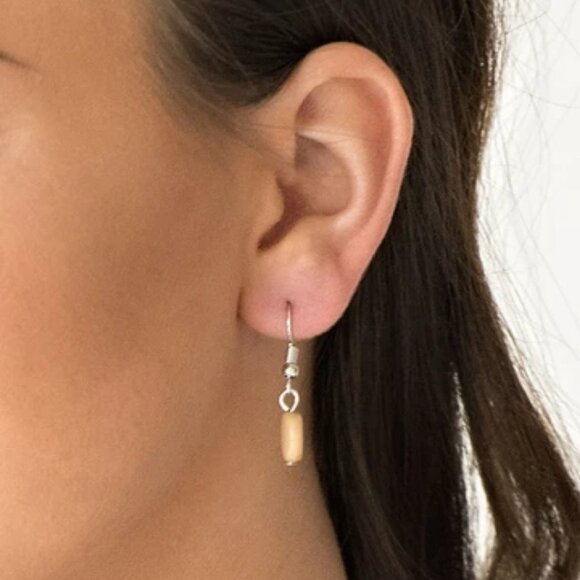 🆕 MAKE SOME ROAM BROWN TAN BEAD SILVER FRAME NECK - Picture 4 of 4